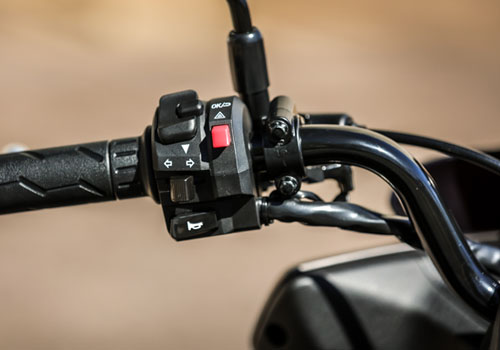 Comando Burgman ADX 125 Feltrin